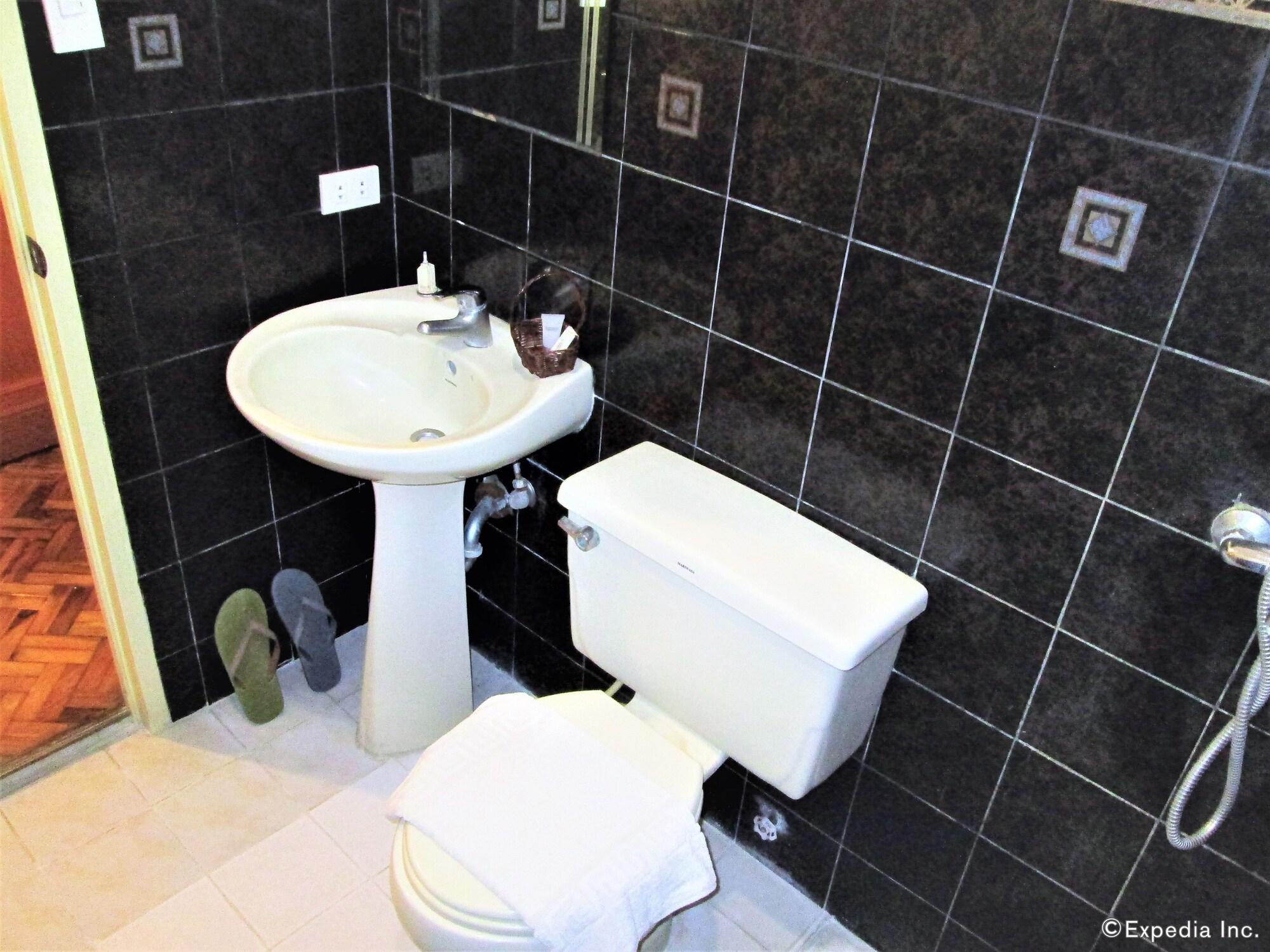 Maxandrea Hotel Кагаян де Оро Екстериор снимка