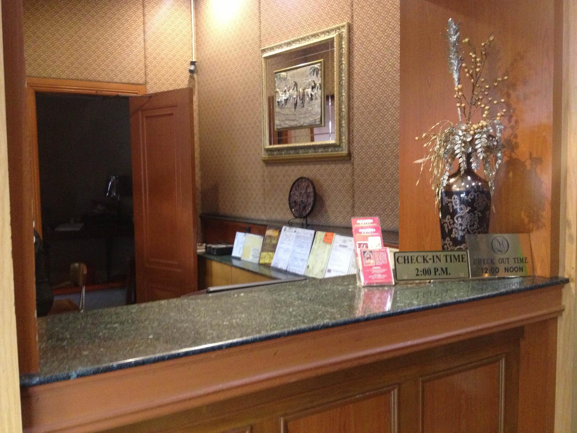 Maxandrea Hotel Кагаян де Оро Екстериор снимка